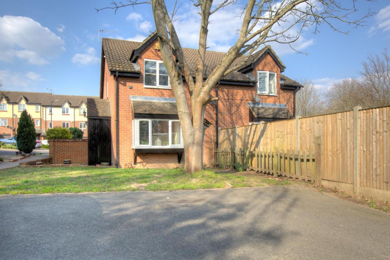 הוילה סלאו Windsor Burnham Ascot Haven Sleeps 4 מראה חיצוני תמונה