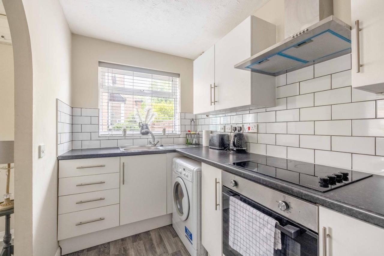 הוילה סלאו Windsor Burnham Ascot Haven Sleeps 4 מראה חיצוני תמונה